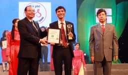 Anh nông dân trồng cafe thu 400 triệu/tháng